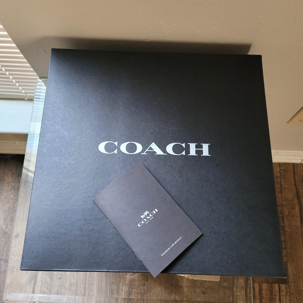 COACH Boots - Picture 3 of 3